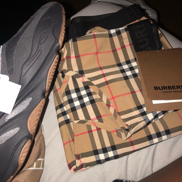 burberry two piece set